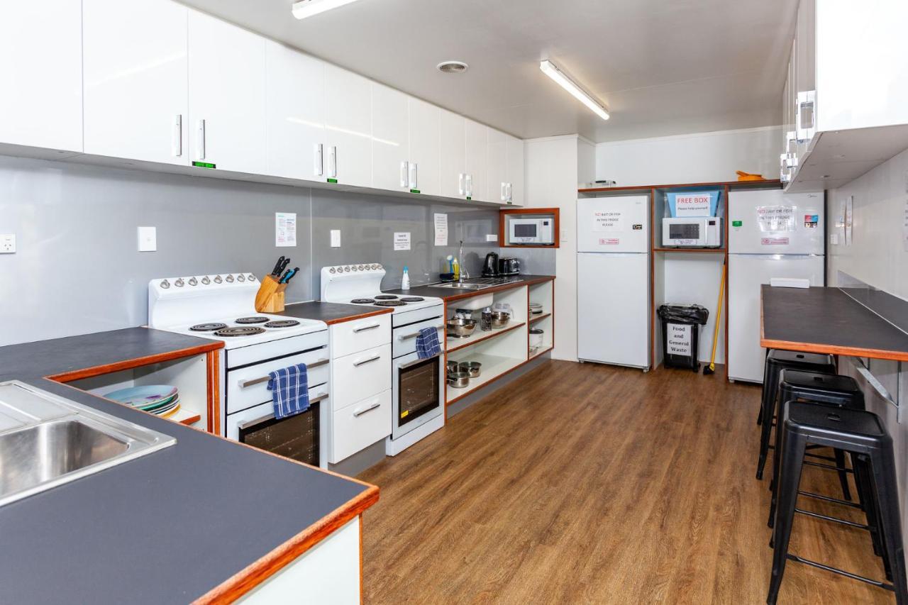 Tidewater Motel 2*