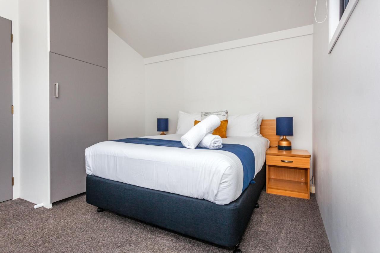 Tidewater Motel 2*